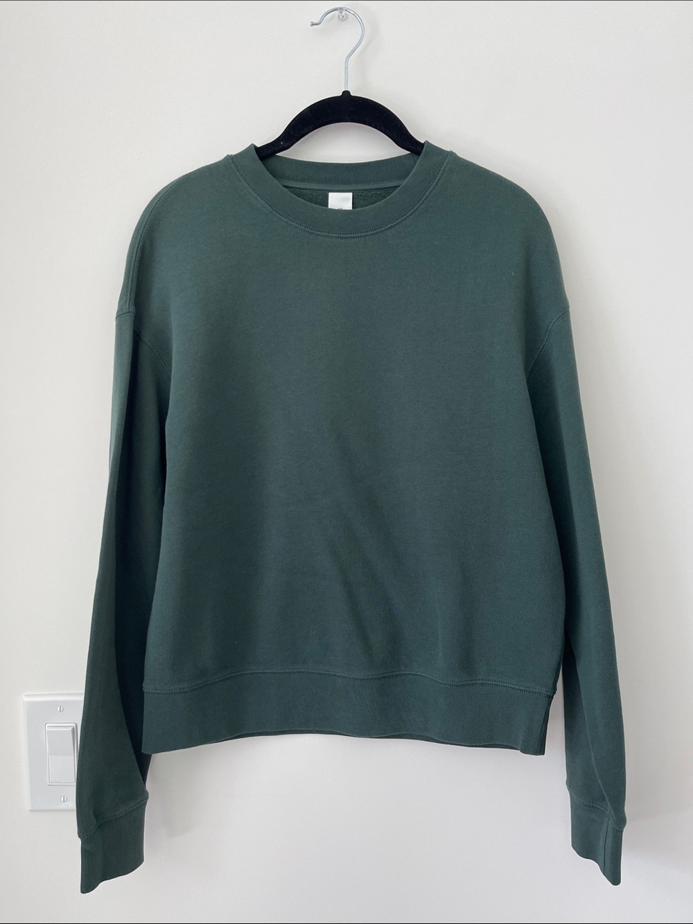 KOTN Green Essential Sweatshirt